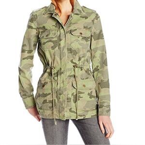 L.L. Bean Sherpa Lined Women's Camo Cargo Jacket Cinched Waist (Size: Small PET)